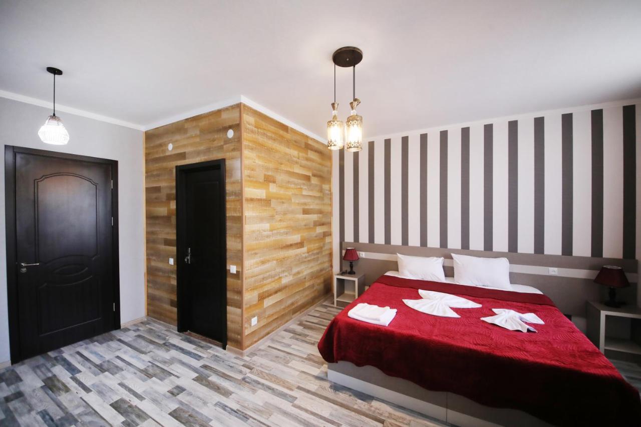 Hotel Tamari คูทายสิ ภายนอก รูปภาพ