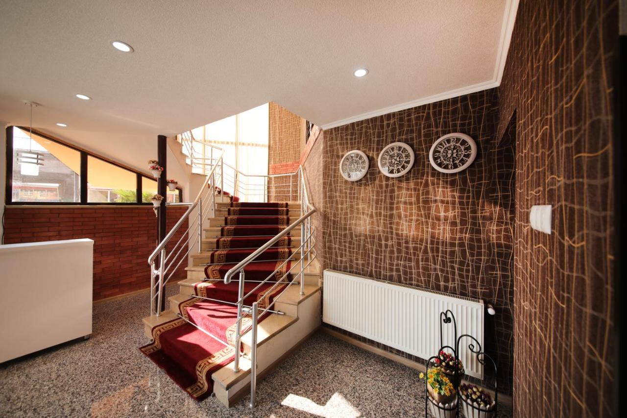 Hotel Tamari คูทายสิ ภายนอก รูปภาพ