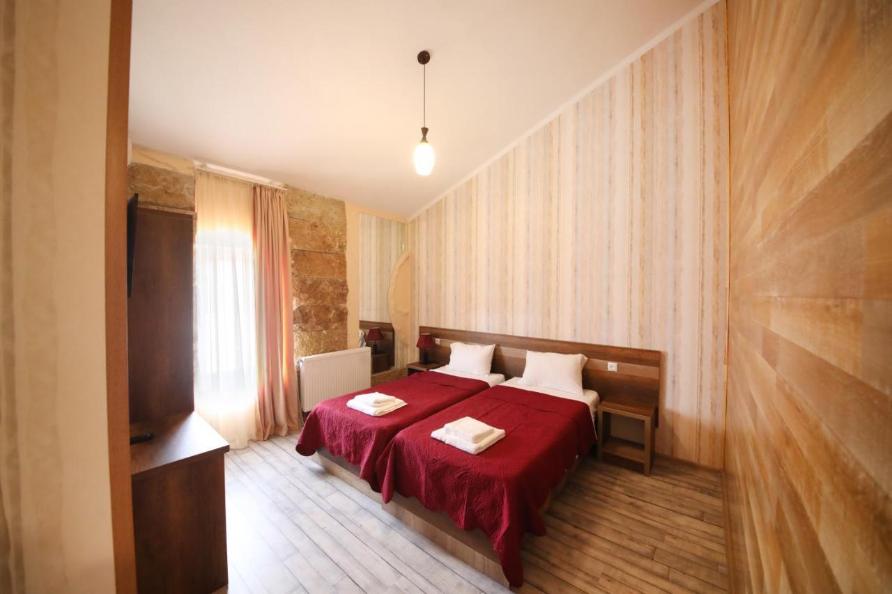 Hotel Tamari คูทายสิ ภายนอก รูปภาพ